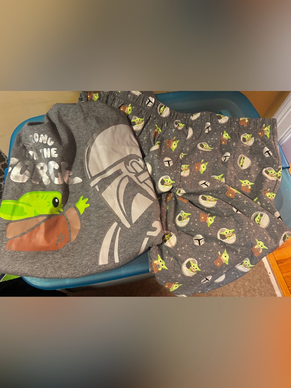 Disney Star Wars Mandalorian & Grogu Print Pajama Set - NWT